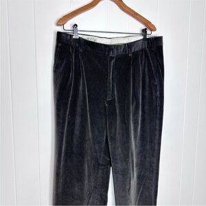 Orvis Gray Pleated Corduroy Pants